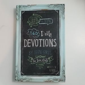 365 Daily Devotions by teen girls for teen girls